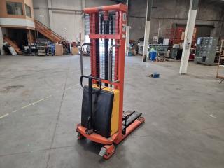 1Ton Semi Electric Hand Stacker/Fork Lift