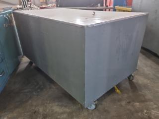 Mobile Wotkbench Table / Shelving Unit