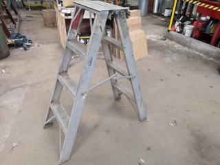 Ullrich 1130mm Aluminium Step Ladder