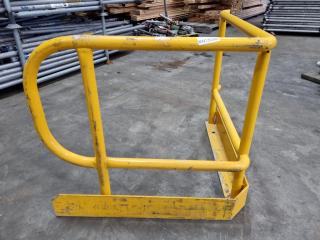 Heavy Duty Steel Corner Safety Barrier