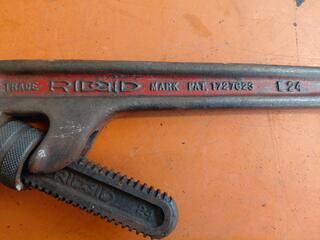 RIDGID E24 Pipe Wrench