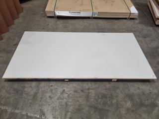 1 Sheet of White (Silver Strata) Laminated  MDF - 18mm