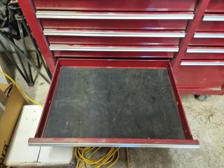 12 Drawer Superwide Tool Trolley with Ball Bearing Slides and Worktop.