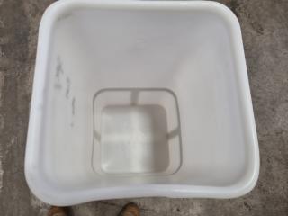 Food Grade Plastic Bin w/ Trolley