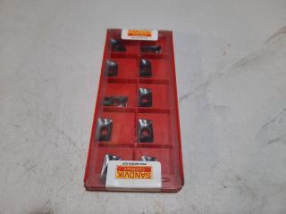 10 x Sandvik Coromant R390-17 Milling Inserts