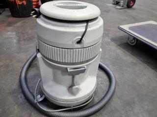 DeLonghi Multi-Vac Vacuum Cleaner M-31