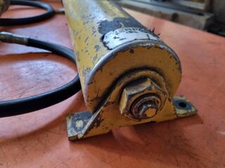 Enerpac Hydraulic Pump w/ Cylinder Jack
