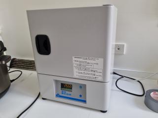 DigiSystem Lab Incubator DSI-100D