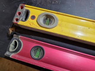 2x 1220mm Bubble Levels by Stanley and Trojan