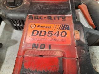 Ramset Model DD540 750W Electric Rotary Hammer Drill (Faulty-Parts)