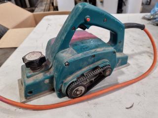 Makita 82mm Corded Planer