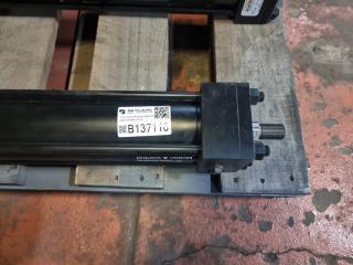 Large Parker Hydraulic Cylinder 