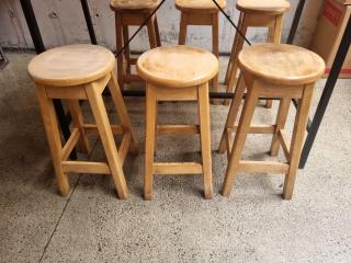 Bar Leaner and Stools