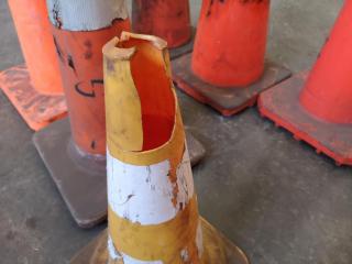 14x Assorted Orange Safety Cones