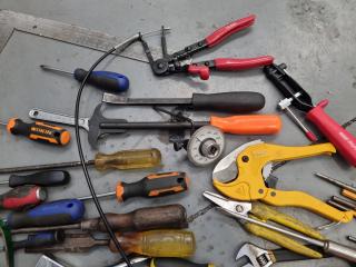 Large Assortment of Handtools