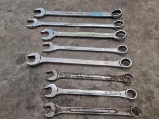 Assortment of 8 Metric Wrenches