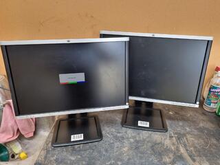 2x HP Compaq 24" LCD Monitors