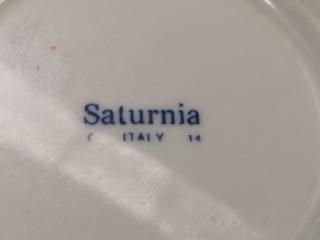 37x Italian Porcelian Serving Plates by Saturnia,, 330mm Dia