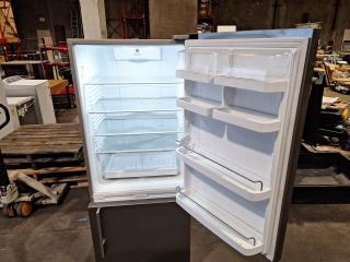 Fisher & Paykel E442BRXFDU4 442L Fridge/Freezer