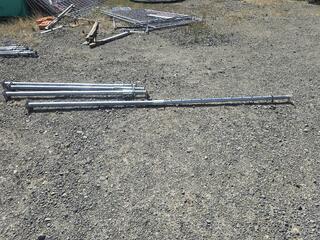 Adjustable steel props