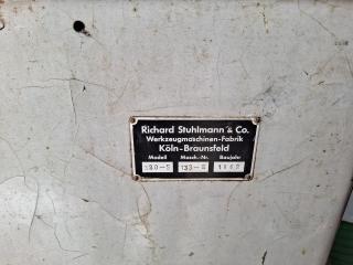 Richard and Stuhlmann Keyseater Machine