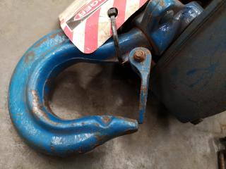 2-Ton Lifting Chain Block, Faulty Hooks