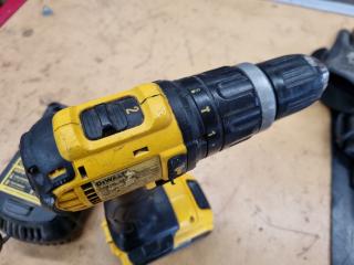 DeWalt Cordless18V XR Hammer Drill Driver w/ Battery & Charger