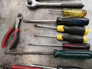 24x Assorted Hand Tools, Wrenches, Screwdrivers, Pliers & More