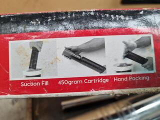 Powerbuilt 10,000psi Heavy Duty Lever Action Grease Gun