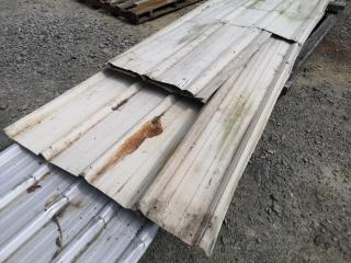17x Assorted Sheets of Galvanised Steel Siding