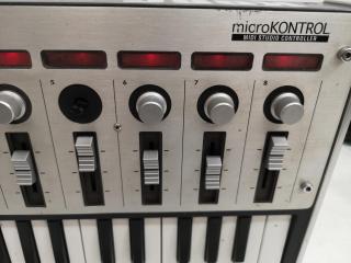 Korg MC-1 MicroKontrol Midi Studio Controller