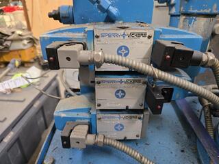 2 x Hydraulic power packs