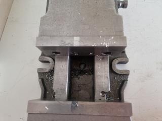 Earth Chain Mill Vice