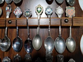 96x Decorative Display Spoons w/ 2x Wooden Wall Boards