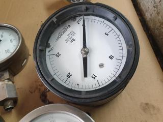 5 x Large Pressure Gauges