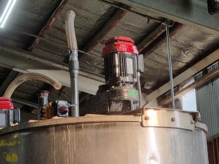 Jacketed Stainless Tank with Stirrer