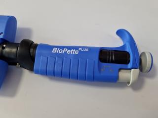 Labnet BioPette Plus 8-Channel Pipettor