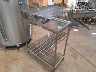 L-Shaped Stainless Steel Corner Bench