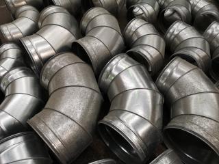 25x Assorted 90 Degree Ventilation Ducting Elbows w/ Storage Bin