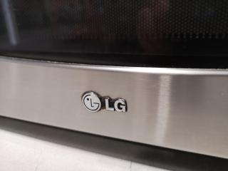 LG 1100W Microwave Oven