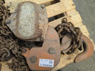 Large Chain Hoist 