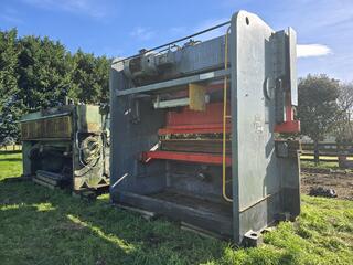 400 Ton 4 Metre Hydraulic Press Brake 
