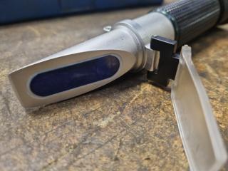 Refractometer with Case