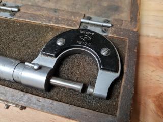 Precision Outside Micrometer, 0-25mm scale