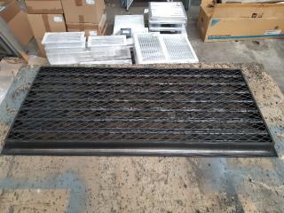 6 x Assorted Exterior Vent Grilles