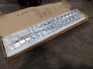 Filippi Filigare 1200mm Flourecent Ceiling Light, Packaging Box Damage