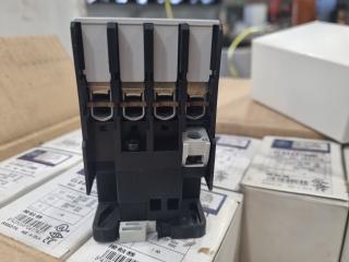 10x GE General Electric 3-Phase Contactors CL04A310MN