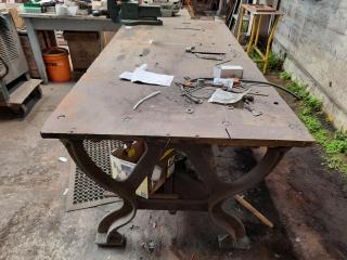 Large Workshop Workbench with Record Vice