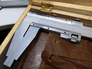 100cm Analog Caliper w/ Case