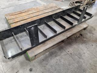 Heavy Duty Steel Wall Mounted Parts Shelf